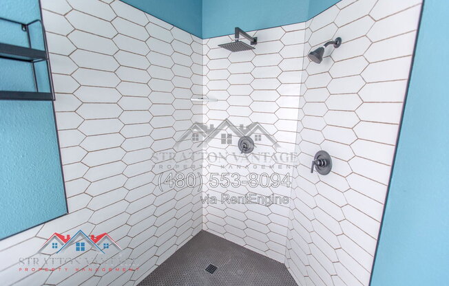 3 beds, 2.5 baths, 2,469 sqft, $2,525