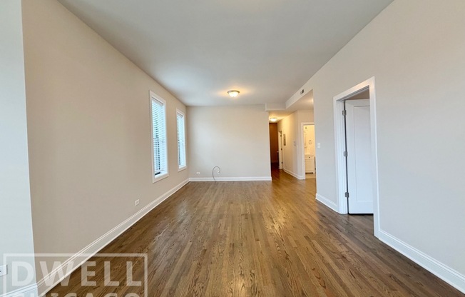 3409 W Fullerton Ave