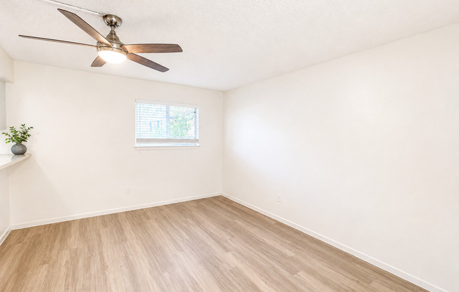 Studio, 1 bath, 400 sqft, $1,109, Unit WWK-302