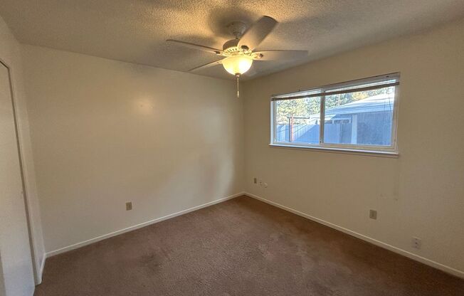 2 beds, 1 bath, 800 sqft, $1,600, Unit #2