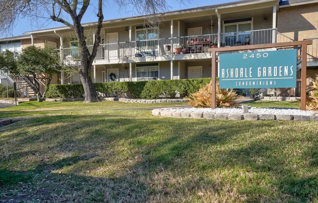 Modern 2/BR 1/BA Gem with Stylish Finishes & Natural Light