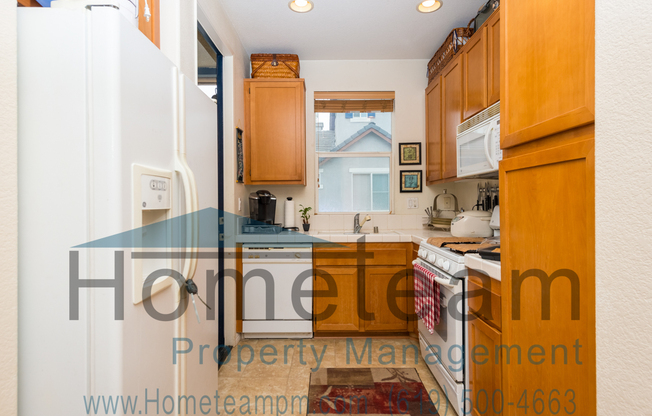 2 BR/2.5 BA 964 SQFT Eastlake/ Chula Vista Condo