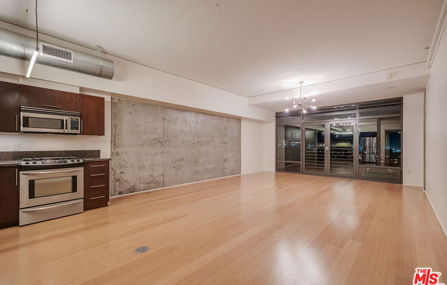 1 bed, 1.5 baths, 1,200 sqft, $3,100, Unit 1115