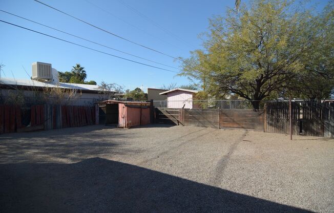 Charming 1 Bedroom 1 Bath Home! Great Central Location!