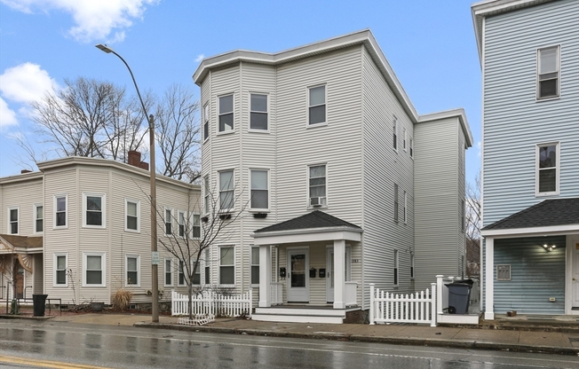 1283 MASSACHUSETTS AVE