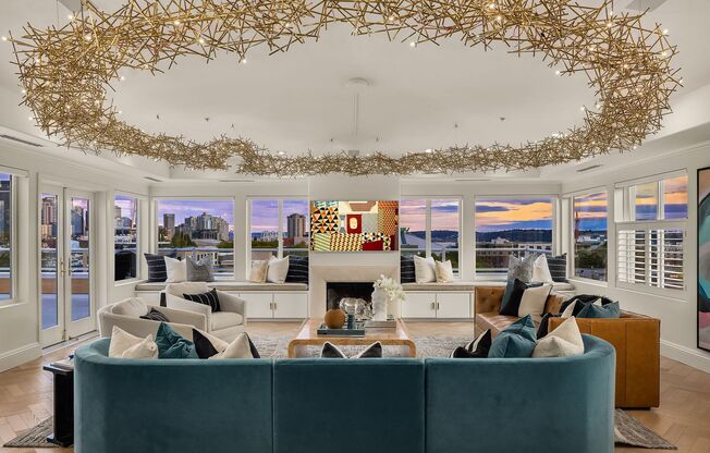 Queen Anne Penthouse