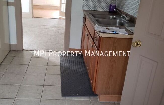 226 S 61 ST
