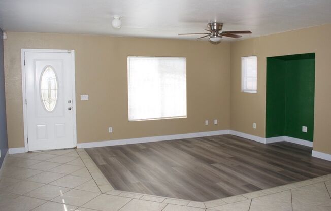 Charming 2-Story, 4 Bd 3 Ba Unit Near Downtown San Diego – 92113