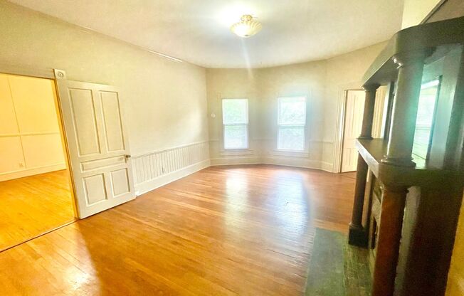 2 beds, 1 bath, 1,000 sqft, $850, Unit Unit 1