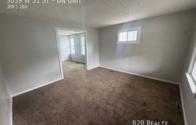 3039 W 51 ST