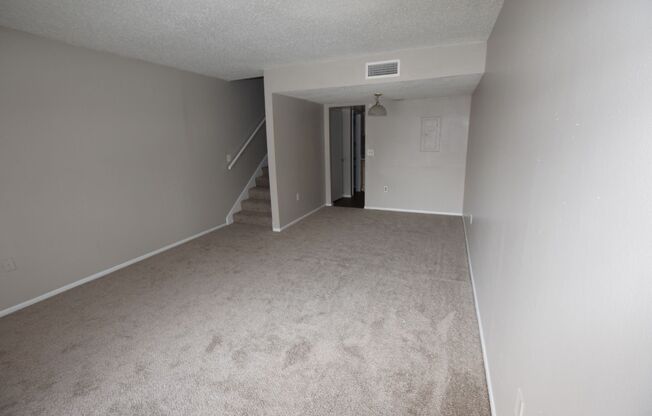 1 Bedroom/ 1.5 bath condo located at 4149 S Semoran Blvd #15 Orlando, FL 32822