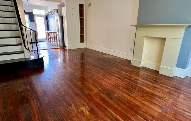 Stunning 3-Bedroom Townhome with Finished Basement in Point Breeze! Available NOW!