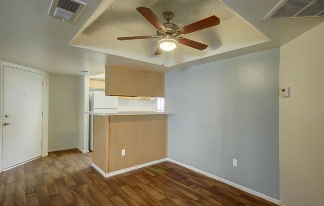 2 beds, 2 baths, 984 sqft, $1,500, Unit 234