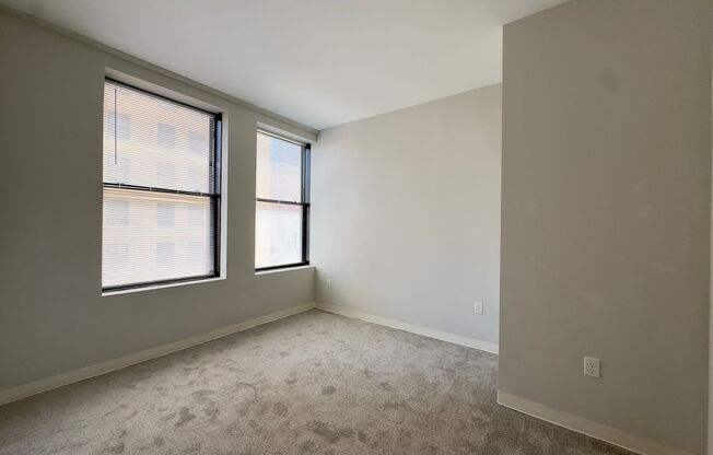 1 bed, 1 bath, 499 sqft, $1,525, Unit HA-712