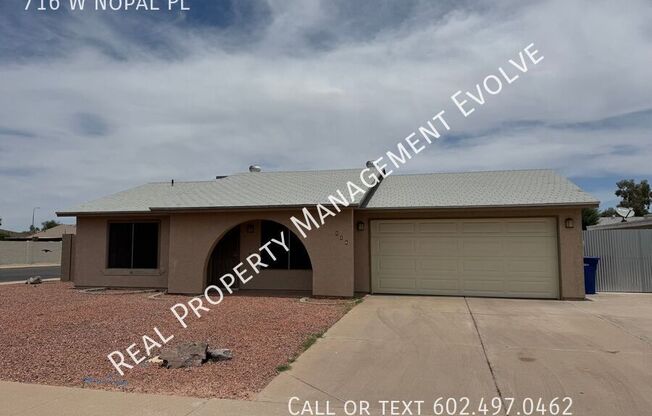 716 W NOPAL PL