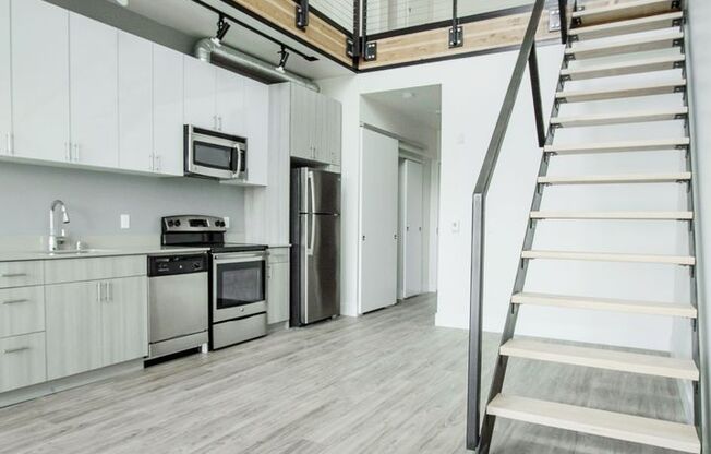 1 bed, 1 bath, 637 sqft, $2,295, Unit 705