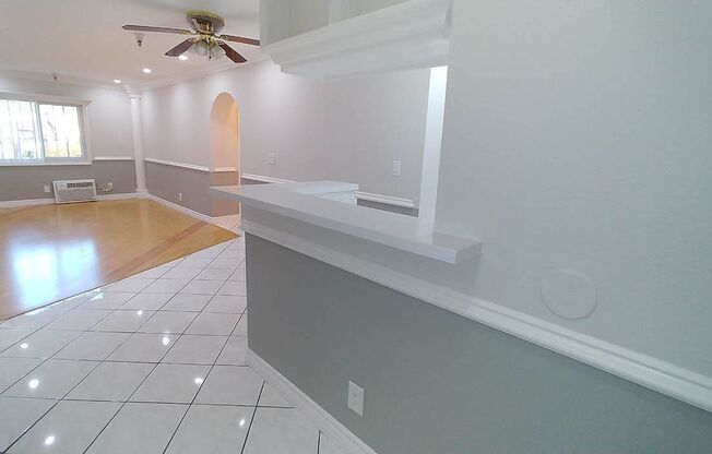 2 beds, 2 baths, 910 sqft, $2,795, Unit 401