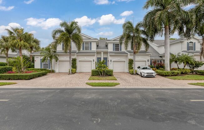 ** AVIANO AT NAPLES ** 3 BED 2 BATH ** ANNUAL ** CONDO ** NAPLES **