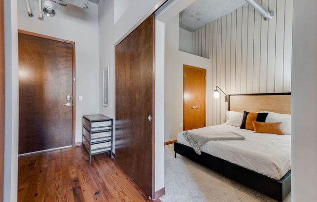 Studio, 1 bath, 616 sqft, $1,950, Unit 730-529