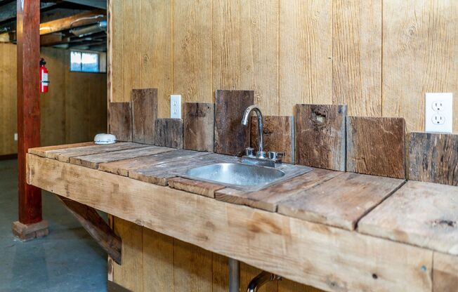 Large 3 bedroom 2 bath house