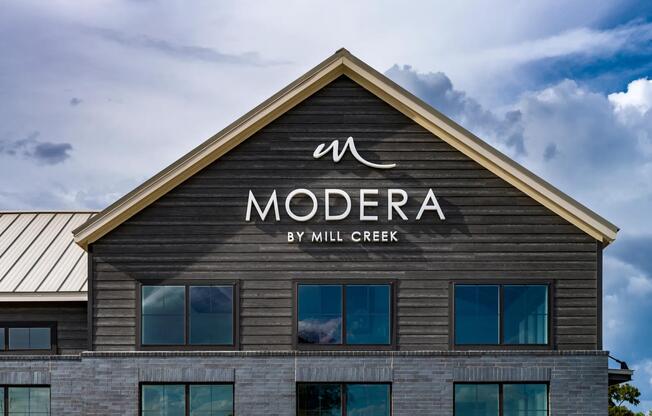 Discover Modera McKinney Ridge: a brand new apartments community next to 212-acre Erwin Park.
