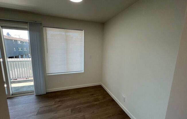 Charles XX Apartments