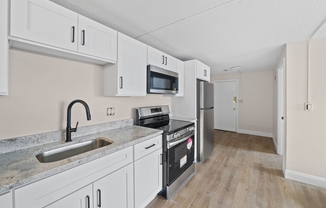 2 beds, 1 bath, 1,000 sqft, $2,827, Unit 6