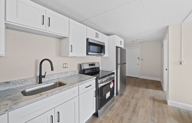 2 beds, 1 bath, 1,000 sqft, $2,827, Unit 6
