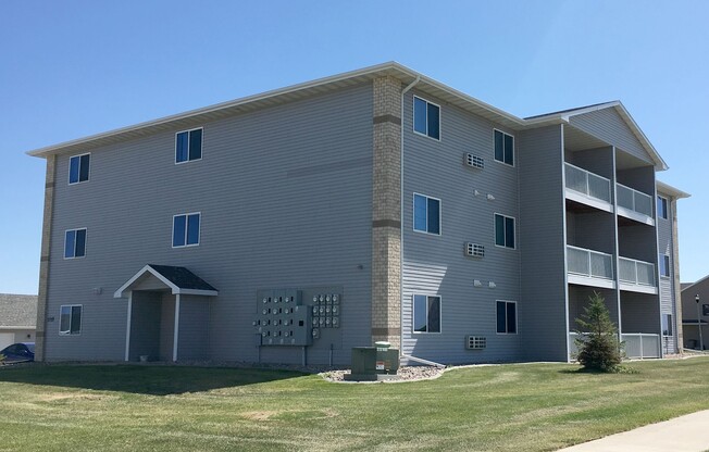 2 beds, 2 baths, 1,092 sqft, $1,135, Unit 1315-204