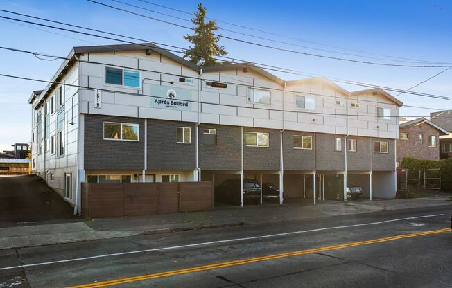 Aprés Ballard Apartments