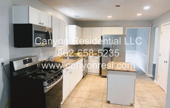 Recently Renovated!!Beautiful 3BR home.