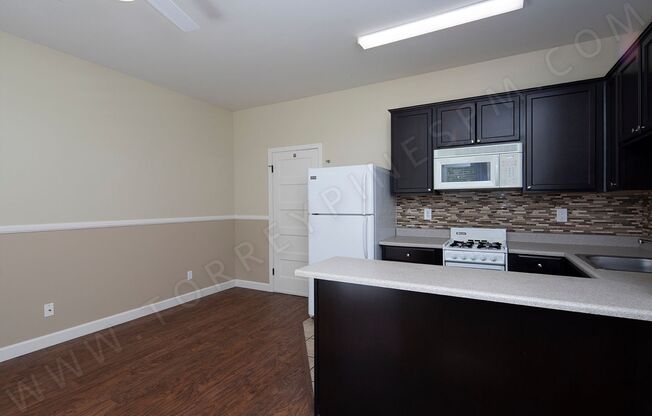 3970 Goldfinch St.