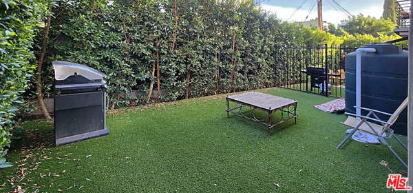 1224 N ALEXANDRIA AVE