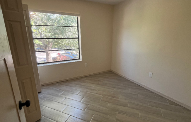 4 ATRIUM DR