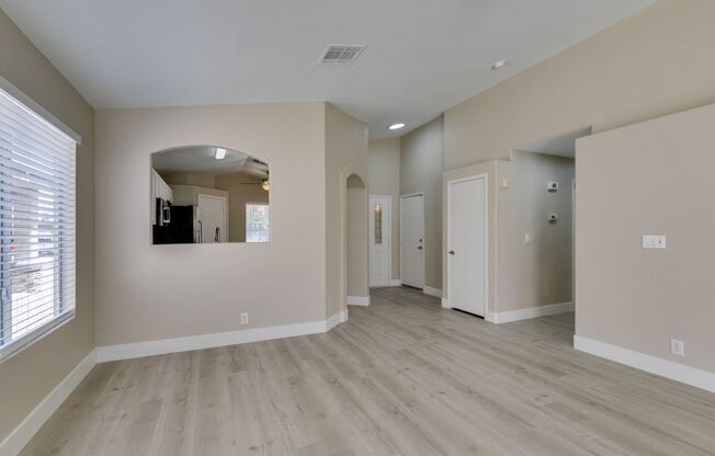 Charming single-story home in the Northwest!
