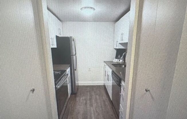 1 bed, 1 bath, 805 sqft, $1,510, Unit C-010