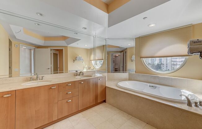 2 beds, 2 baths, $3,450, Unit # 603