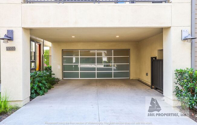 Modern 3 Story Home in Costa Mesa!