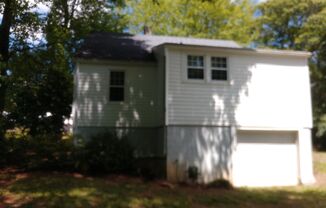 3 beds, 1 bath, $1,150