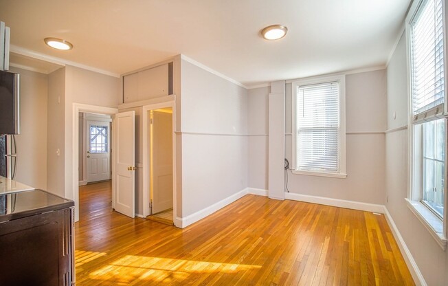 510 E BROADWAY PATH