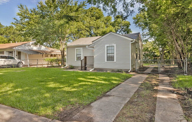 8726 ELDON DR