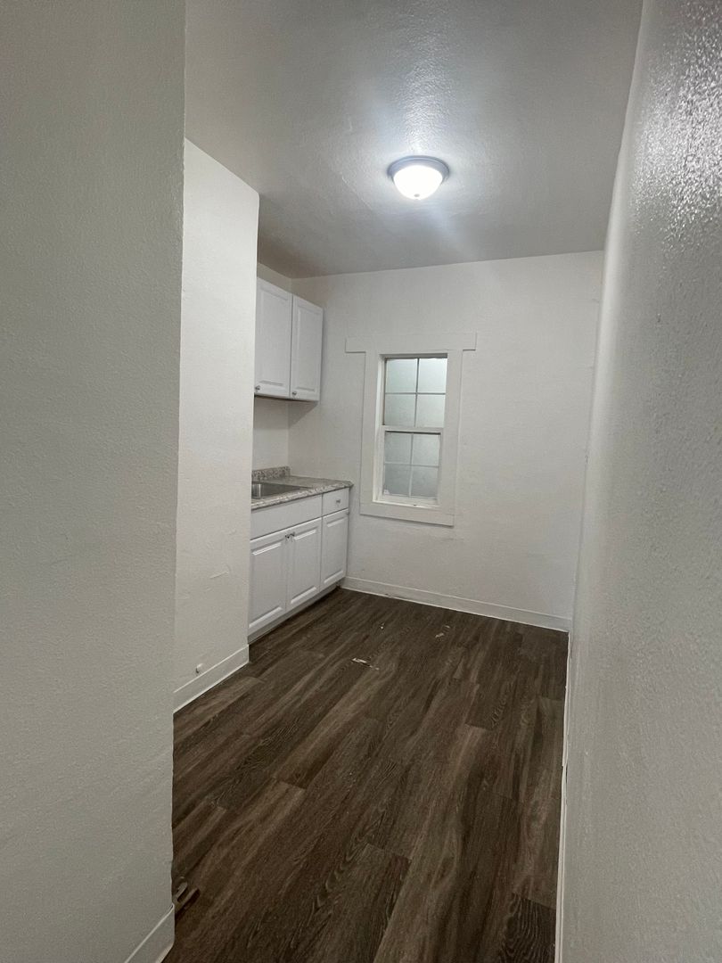 1107 7th Street