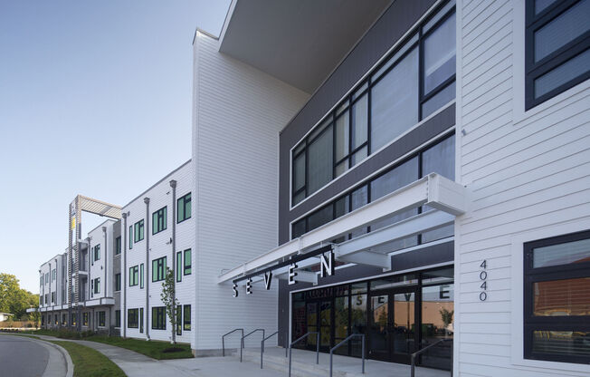 7 at Seven Mile Creek