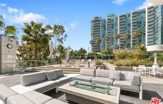 2 beds, 2.5 baths, 1,855 sqft, $7,600, Unit 1703