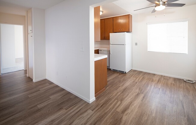 Albatross Apartments