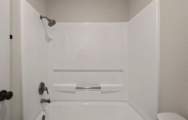 2 beds, 2 baths, 867 sqft, $1,725, Unit 74