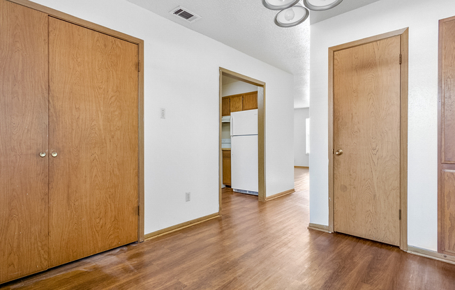 1 bed, 1 bath, 750 sqft, $595, Unit 612