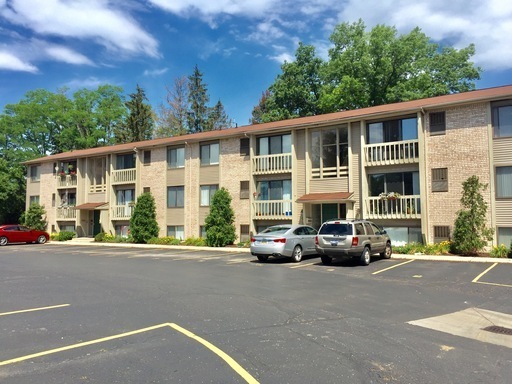 2 beds, 1 bath, 1,000 sqft, $1,295, Unit 609 Flint Rd. #5