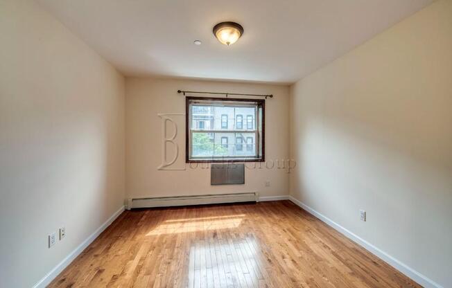 1 bed, 1 bath, $2,595, Unit 7