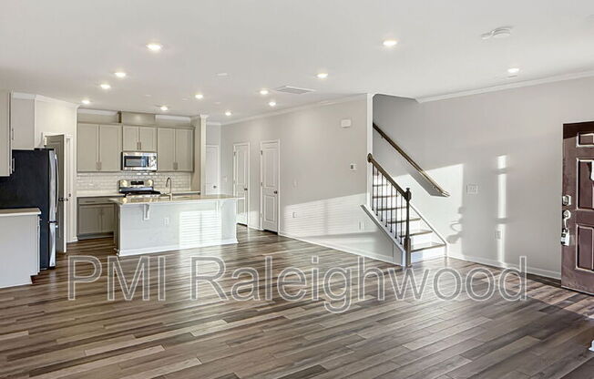 1753 ASPEN RIV LN